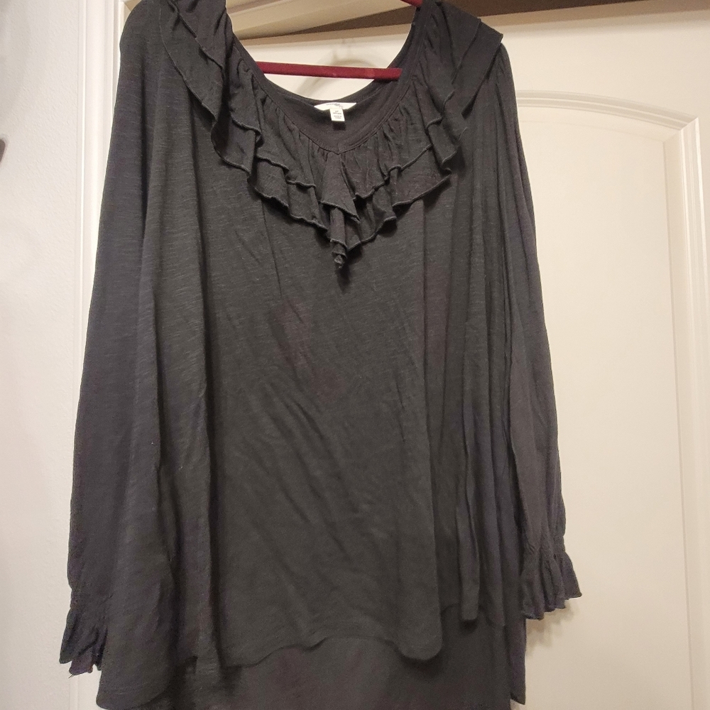 NEW, ruffle long sleeve top, size 4x